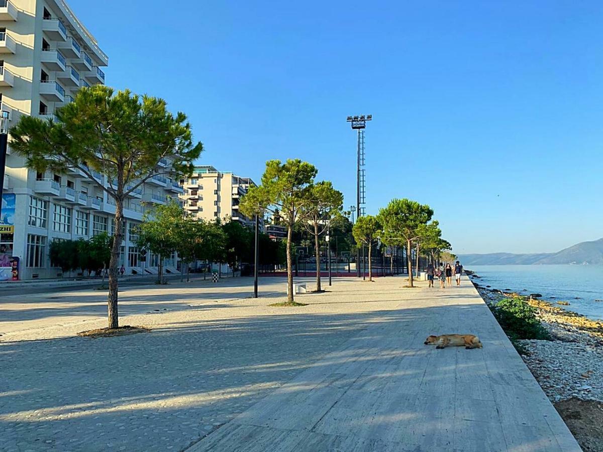 Beach Front Apartment Vlorë Eksteriør bilde
